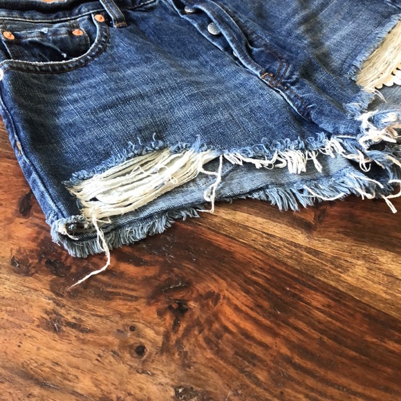 We The Free Destroyed Denim Button Up Shorts - Picture 4 of 11